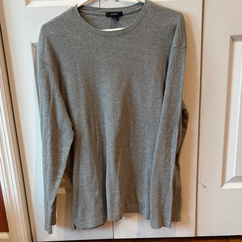 Alfani Men's Long Sleeve Gray Tee